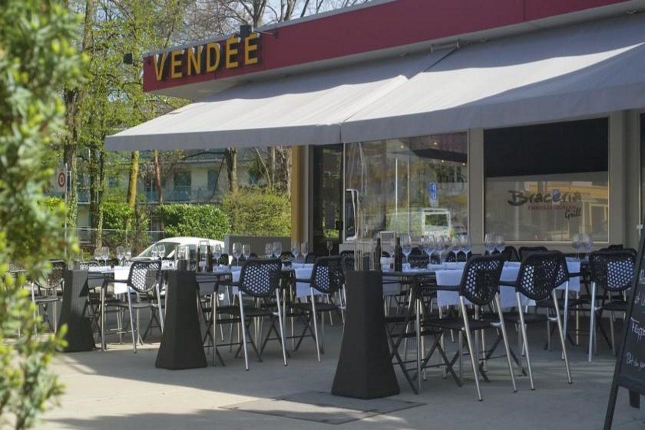 Hostellerie De La Vendee Lancy Eksteriør billede