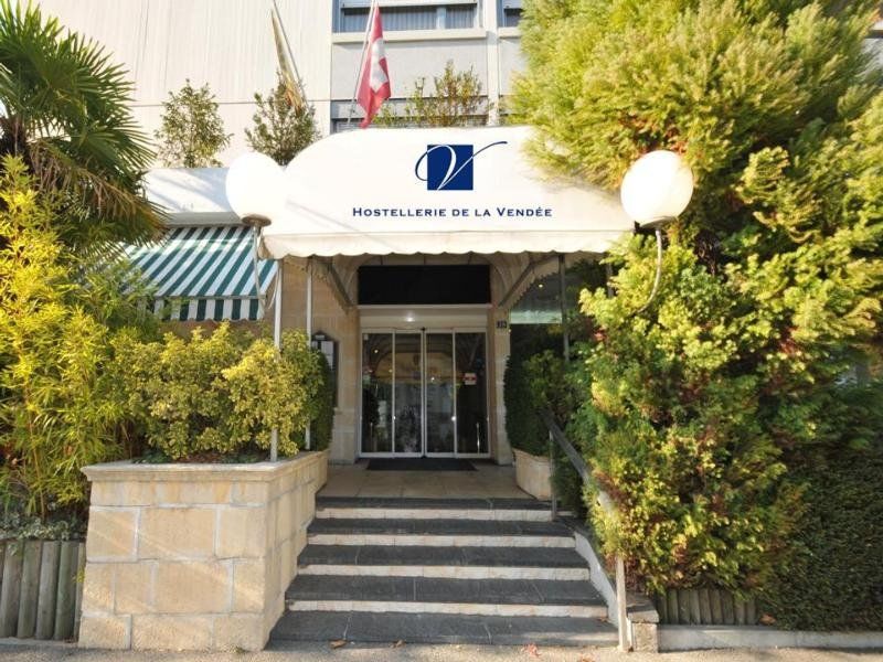 Hostellerie De La Vendee Lancy Eksteriør billede